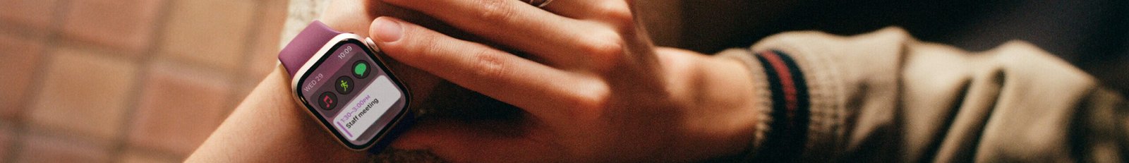 طريقة اختيار أفضل محل صيانة ساعات ابل وأهم النصائح من خبراء الساعة 1 ما هي أفضل الطرق للعناية بشاشة ساعة ابل؟